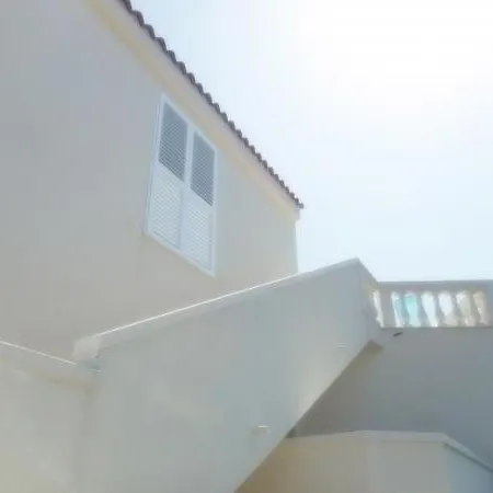Lanterna Apartment *